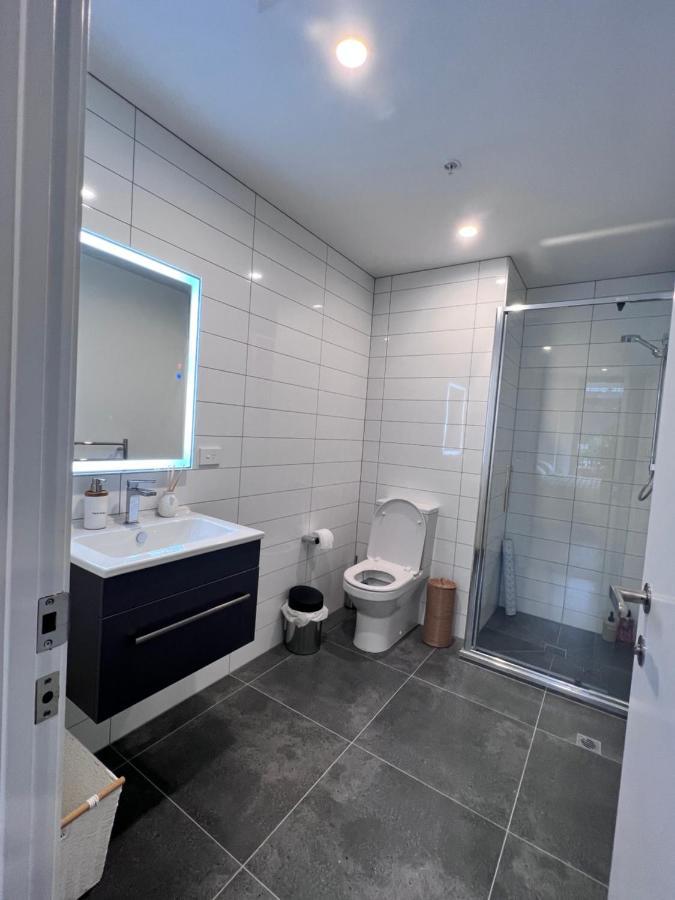 3 Bedroom Apartment In Newmarket Auckland Exteriör bild