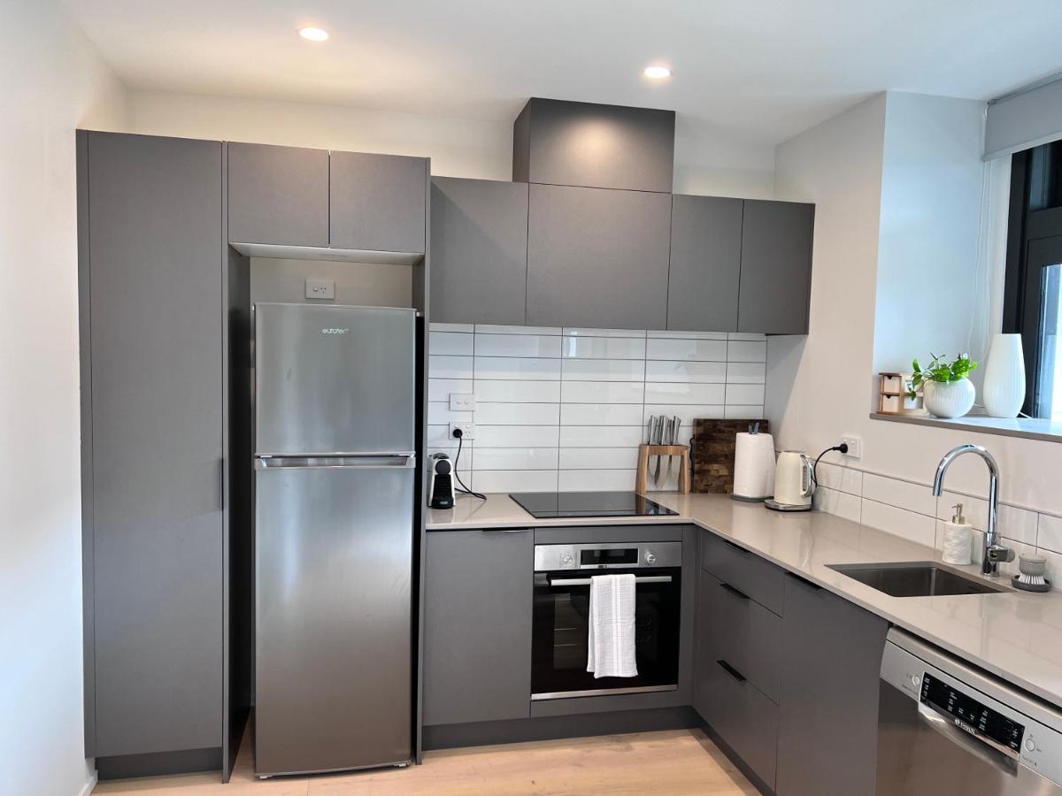 3 Bedroom Apartment In Newmarket Auckland Exteriör bild
