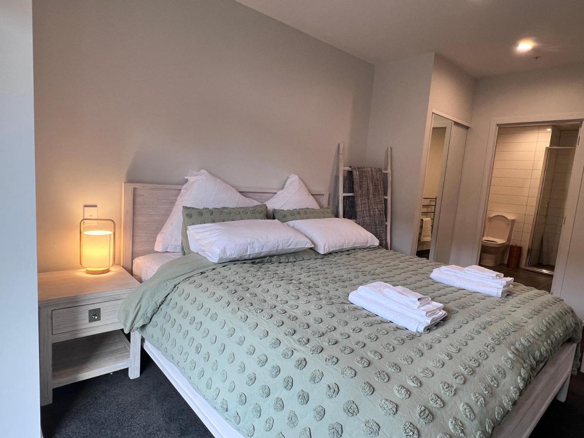 3 Bedroom Apartment In Newmarket Auckland Exteriör bild